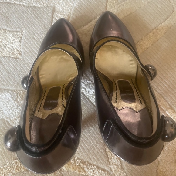 Metallic Mary-Jane style heels from Jonathan Kelsey - Picture 4 of 10